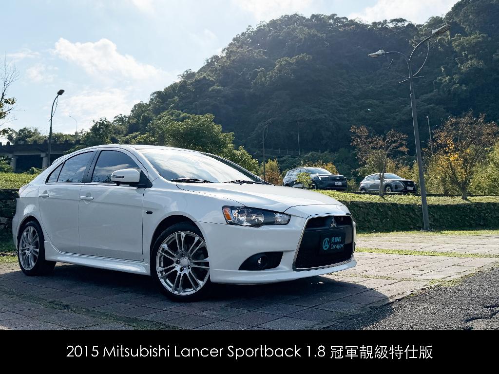 2015 Mitsubishi Lancer Sportback 1.8 白色